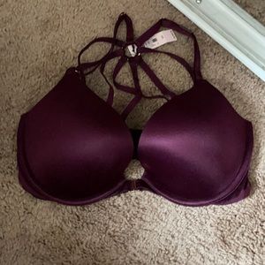 NWT Victoria’s Secret Bra 32D